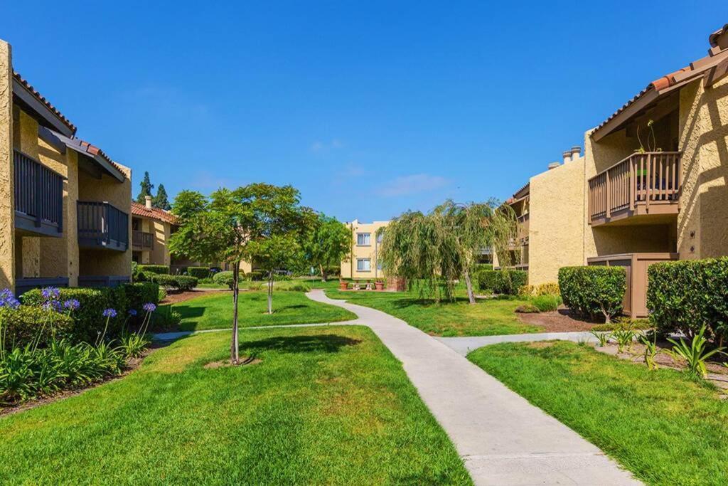 Departamento Completo En San Diego Hablamos Espanol المظهر الخارجي الصورة
